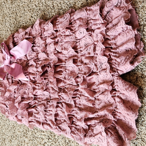 Pink Ruffled Baby Romper w/ Matching Hat - Picture 3 of 9